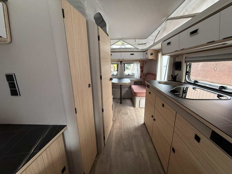 Eriba Touring 630 BOMVOL MET OPTIES  foto: 6