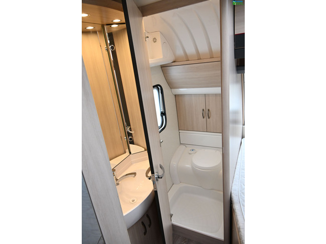 Hobby De Luxe 460UFe foto: 16