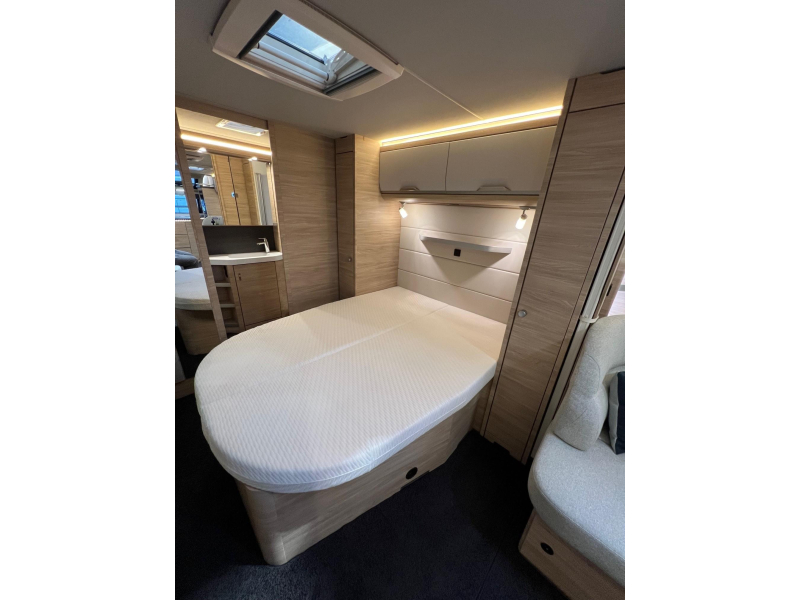 Knaus Sudwind 650 PXB queensbed, bomvol opties 