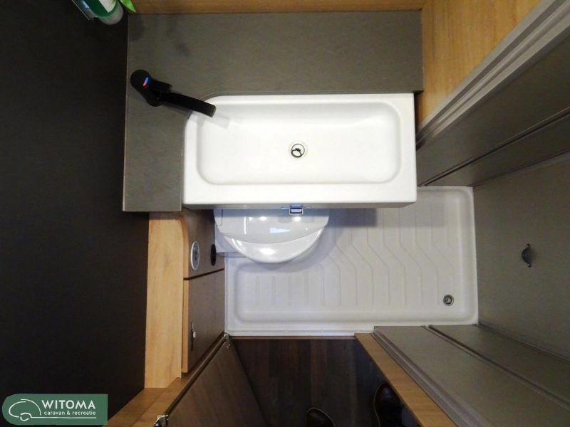 Knaus Yaseo 500 DK € 6.610 Korting  foto: 16