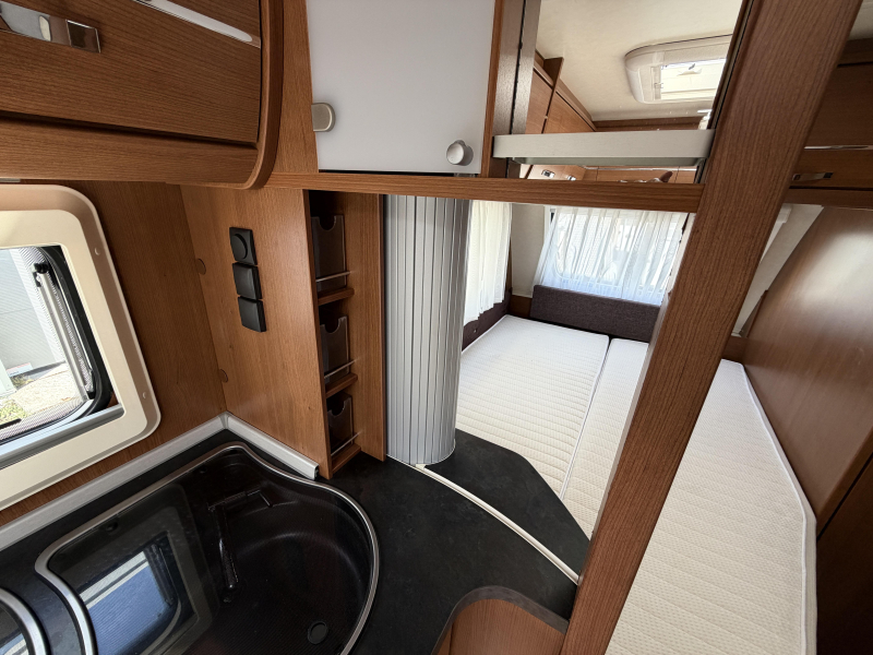 Knaus Sudwind Exclusive 450 FU +fietsendrager+mover  foto: 8
