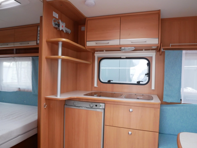 Caravelair Ambiance Style 475 mover, voortent  foto: 8