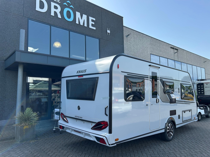Knaus Sudwind Black Selection 500 EU 2026 ENKELE BEDDEN  foto: 2