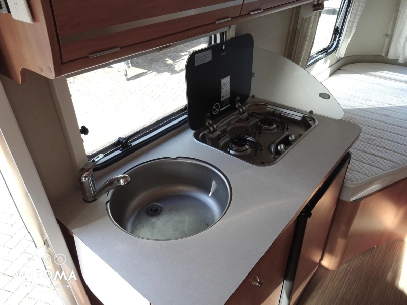 Eriba Touring 542 GT mooie uitvoering !  foto: 5