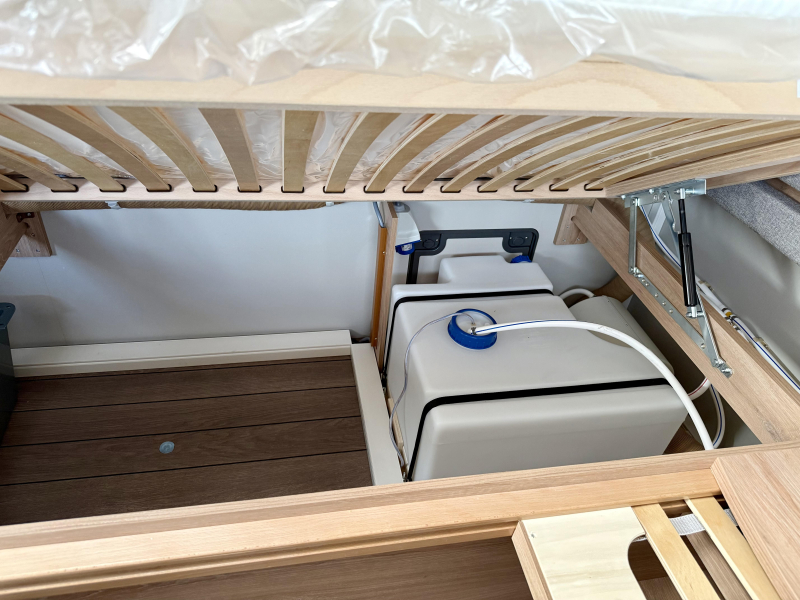 Knaus Sudwind Black Selection 460 EU Airco Actie!  foto: 7