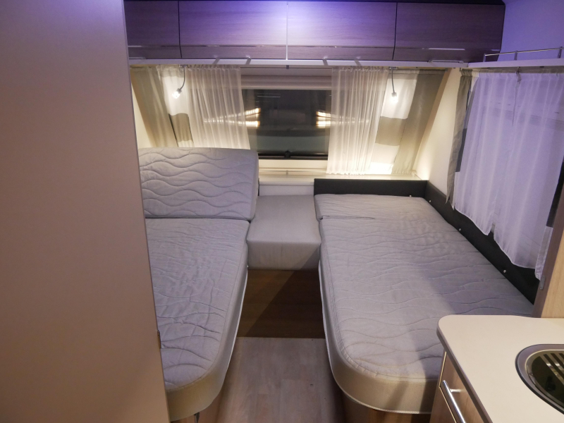 Caravelair Allegra 450 mover, fietsenrek  foto: 11