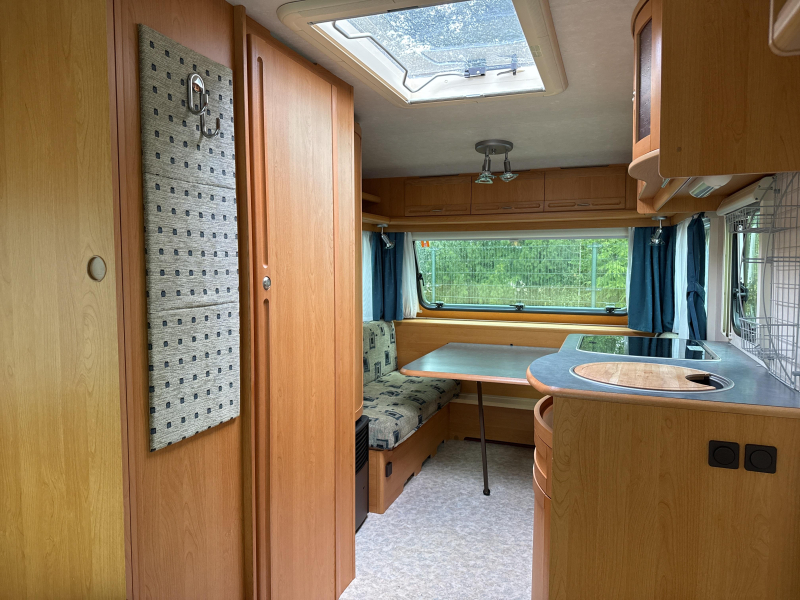Adria Unica B 431 DD Fietsdrager/Voortent  foto: 9