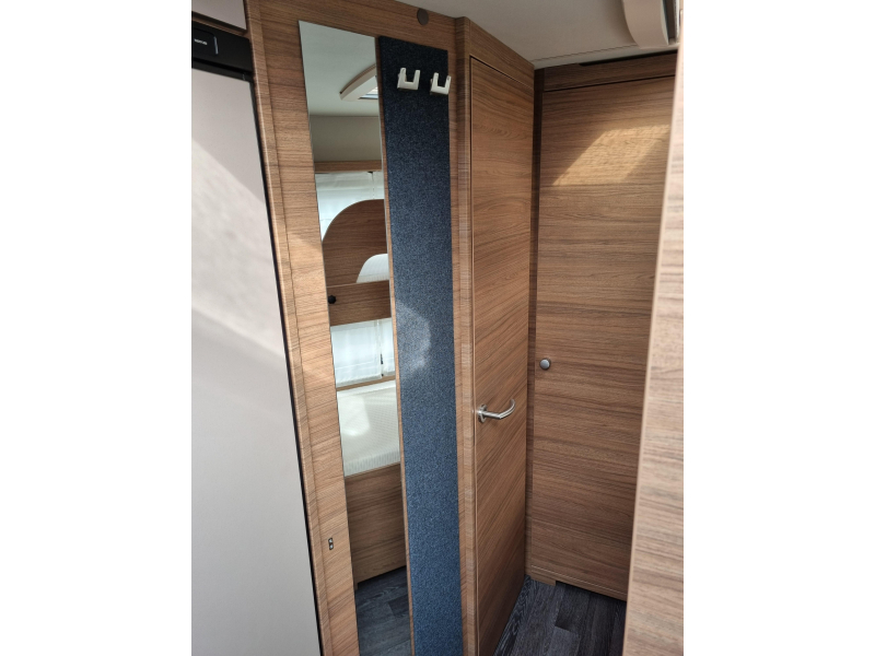 Knaus Sport 500 KD - Stapelbed - Airco  foto: 15