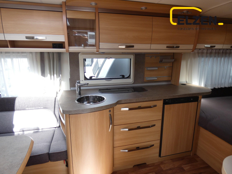 Knaus Sudwind Silver Selection 500 FU mover, luifel/ tent Unico  foto: 6