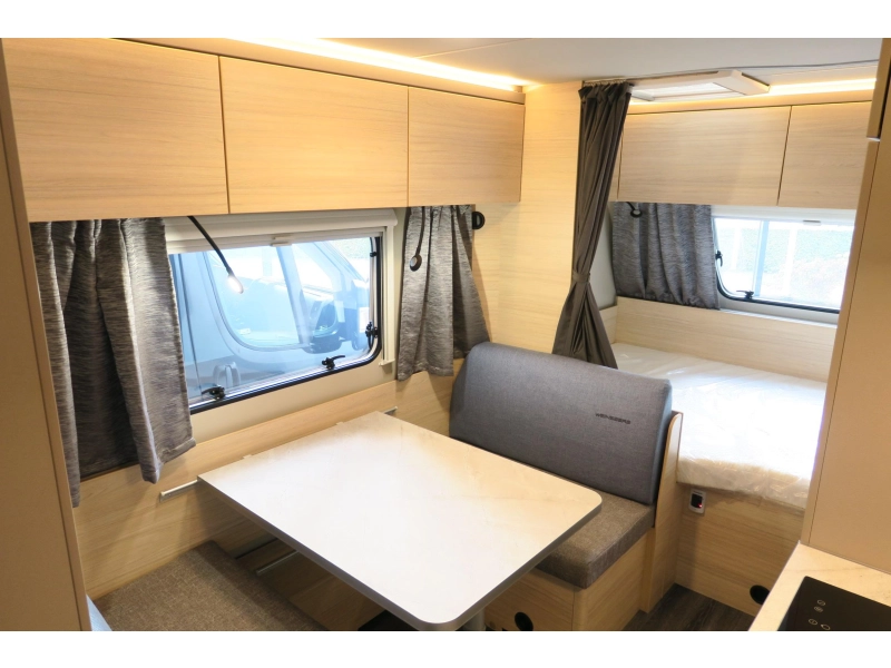 Weinsberg CaraLife 470 QDK MOVER+AIRCO+VOORTENT 