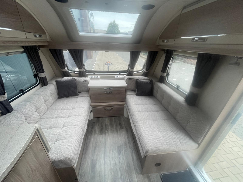Sprite Cruzer 550 Queensbed 