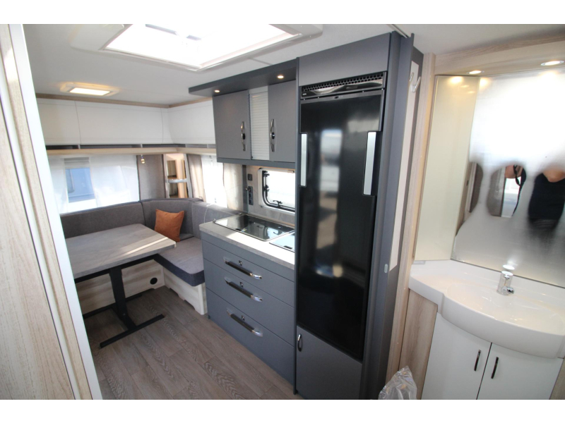 Hobby De Luxe 460 UFE Modeljaar 2027  foto: 11