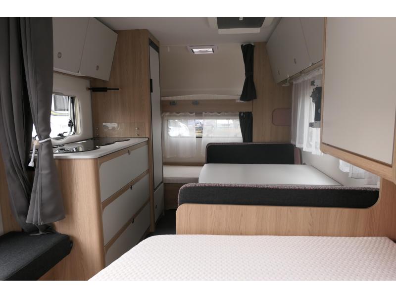 Dethleffs Aero 470 FSK kinderkamer met stapelbed  foto: 9
