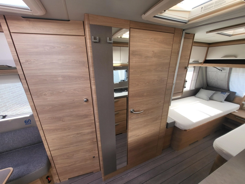 Knaus Sudwind 60 Years 500 EU super compleet en mooi  foto: 10