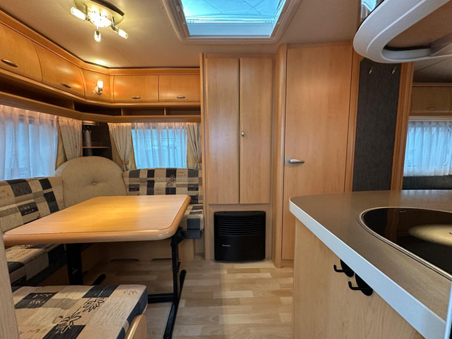 Hobby De Luxe Easy 495 UL