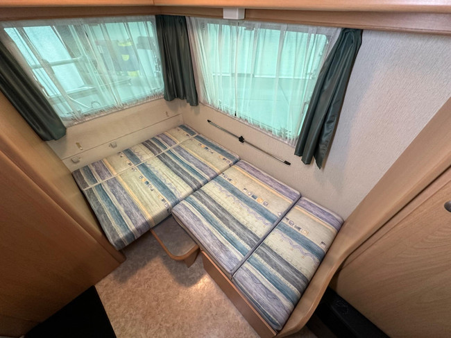 Adria Unica 390 PS foto: 6