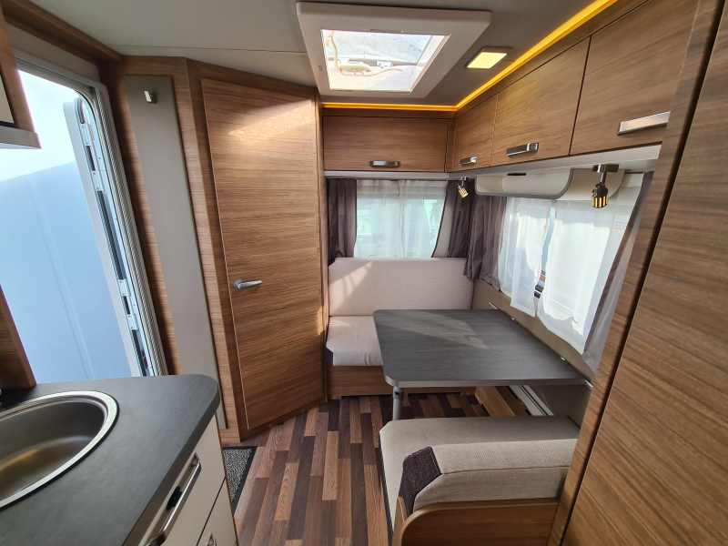 Weinsberg CaraOne 390 QD  foto: 11