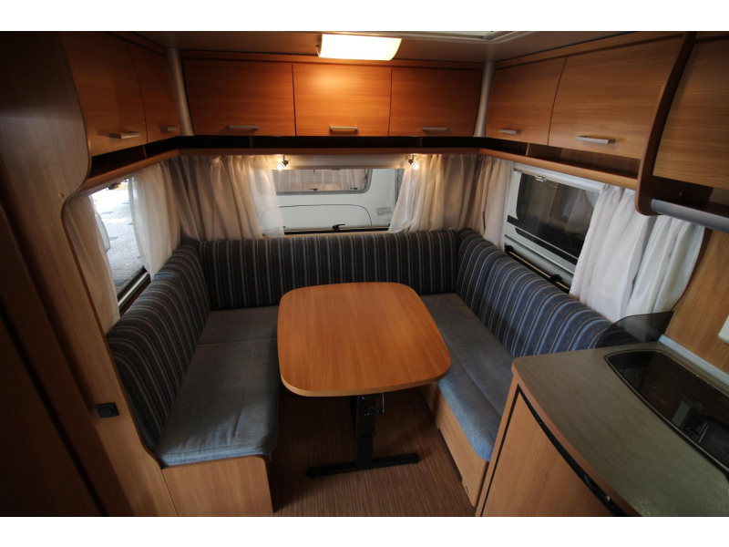 Knaus Sport 450 FU Rondzit, Voortent,  foto: 10