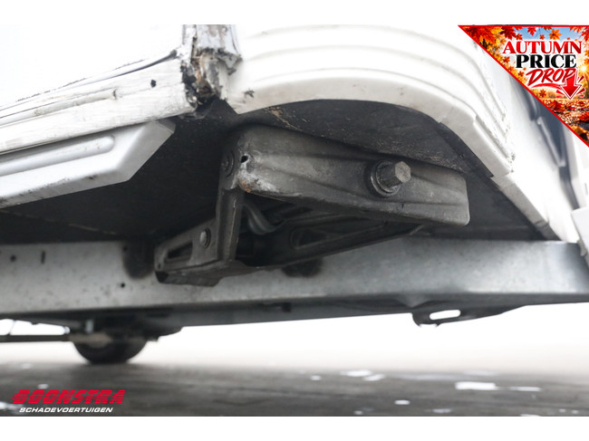 Kip Navigator 44 TDB Mover Radio Middenkeuken Lengtebed Kachel foto: 14