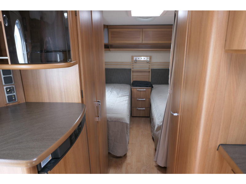 Kabe Ametist 560 GLE +MOVER+FIETSENDRAGER  foto: 9