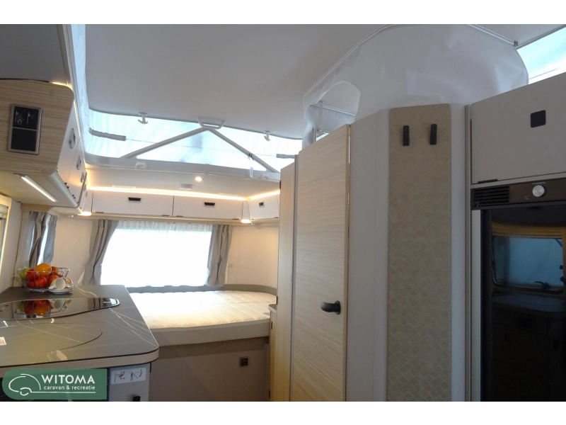 Eriba Touring 630 sale € 5.455,- voordeel  foto: 5