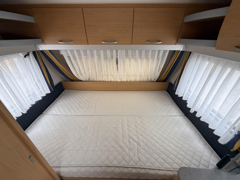 Knaus Sudwind Gold Edition 420 QD Treinzit Dwarsbed Mover  foto: 6