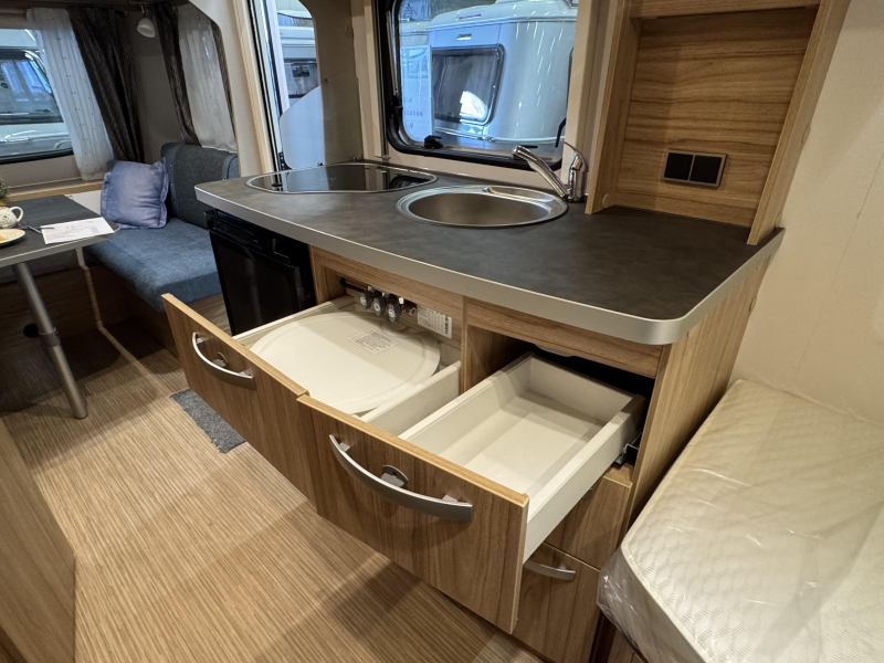 Eriba Nova Light 442 