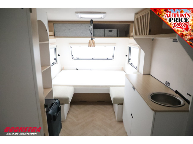 LMC Edero 470 K Middenkeuken Dwarsbed Stapelbed foto: 20