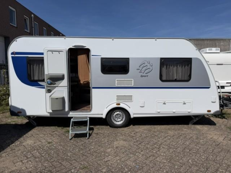 Knaus Sport 500 EU Mover/fietsenrek/DWT tent  foto: 2
