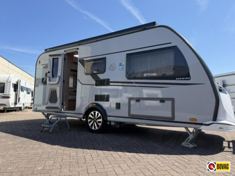 Knaus Sudwind 60 Years 500 EU Mover,Luifel,campovolo  hoofdfoto: 1