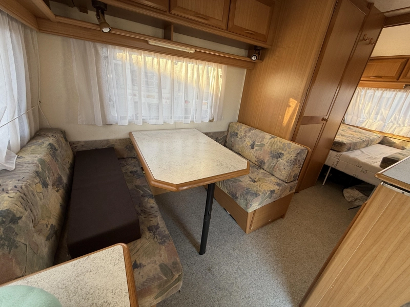 TEC Sprinter 450 Voortent en luifel  foto: 3