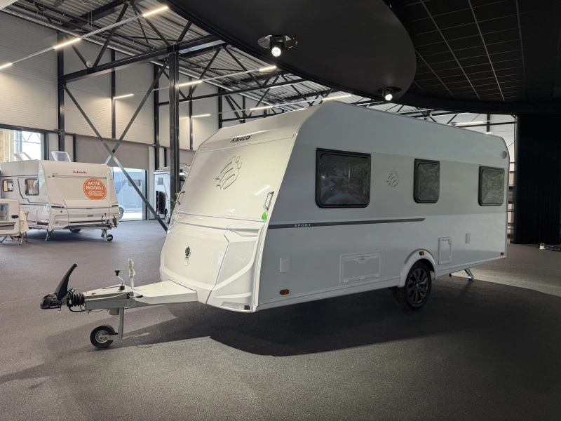 Knaus Sport 460 EU enkele bedden / dinette  foto: 2