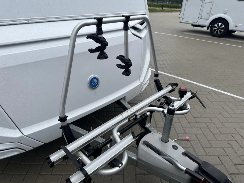 Knaus Sport 500 EU luifel / fietsendrager  foto: 2