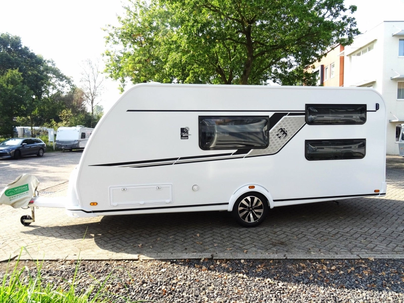 Knaus Sudwind Black Selection 500 QDK 50j witoma actiepakket  foto: 18