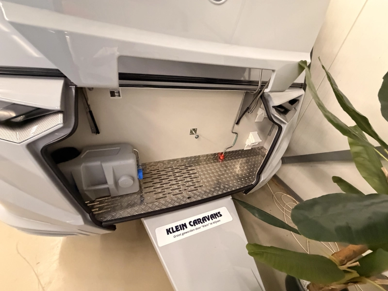 Knaus Sudwind Black Selection 500 FU +vloerverwarming+EvoPore  foto: 2