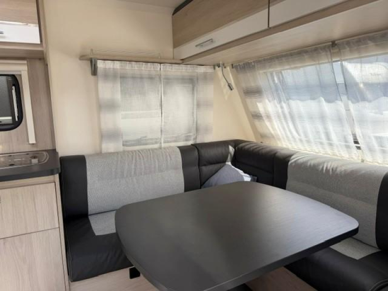 Caravelair Antares Style 455 Mover/ Fietsenrek  foto: 5