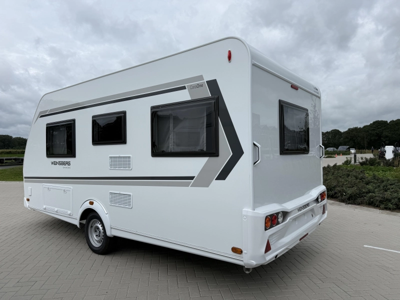 Weinsberg CaraOne Edition HOT 450 FU fransbed / rondzit  foto: 11