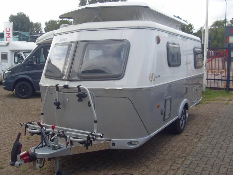 Eriba Touring - 60 Edition 542 met Mover 