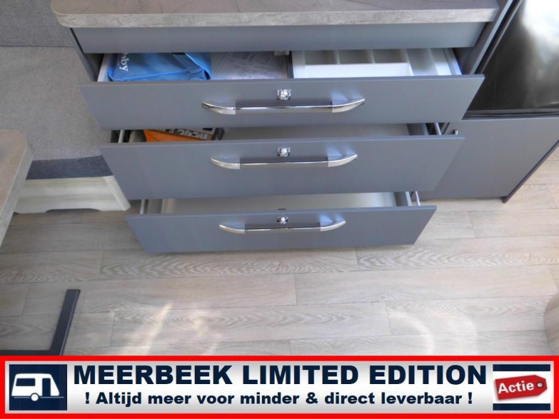 Hobby De Luxe 460 UFE 2027 NIEUWSTE MODEL !  foto: 10