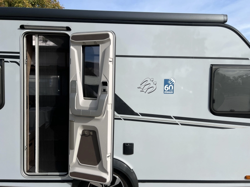 Knaus Sudwind 450 FU Cassette Luifel, Hordeur  foto: 3