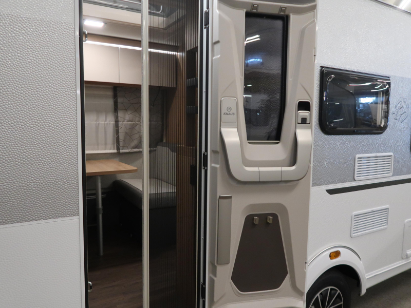 Knaus Sport 420 QD COMPACT EN GROTE KEUKEN !  foto: 18