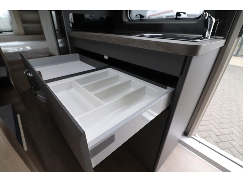 Hobby De Luxe 490 KMF €3500,- KORTING | 681  foto: 18