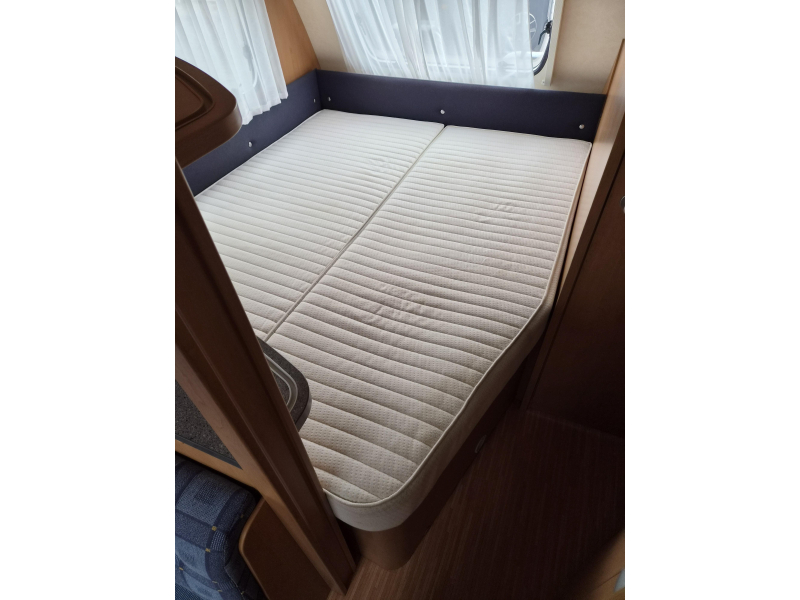 Knaus Sudwind 550 FSK -Mover - Airco - Voortent  foto: 13