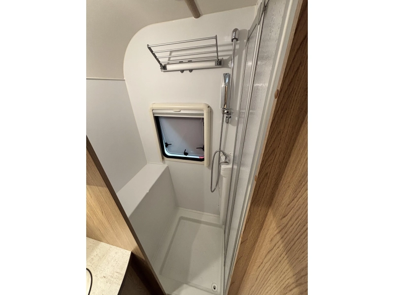 LMC Lord Brillant 690 Mover + Levelsysteem!  foto: 18