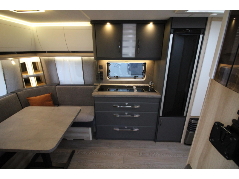 Hobby De Luxe 540 UL Enkele bedden & rondzit!  foto: 5
