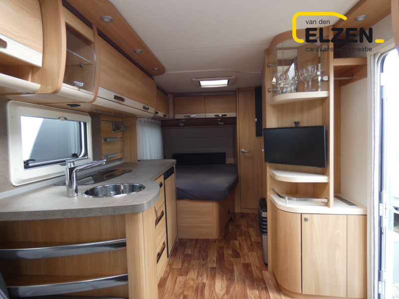 Knaus Sudwind Silver Selection 500 FU mover, luifel/ tent Unico  foto: 11