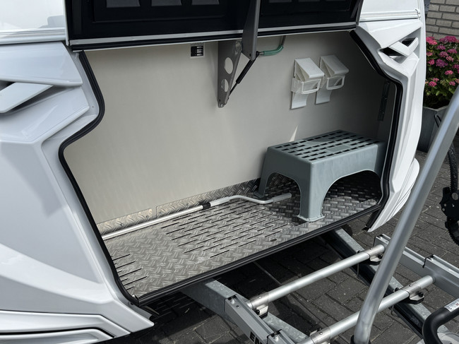 Knaus Sport 450 FU E-Power selection met fransbed **Airco/Cassetteluifel/Fietsendrager/1e eigenaar/Nieuwstaat caravan** foto: 15