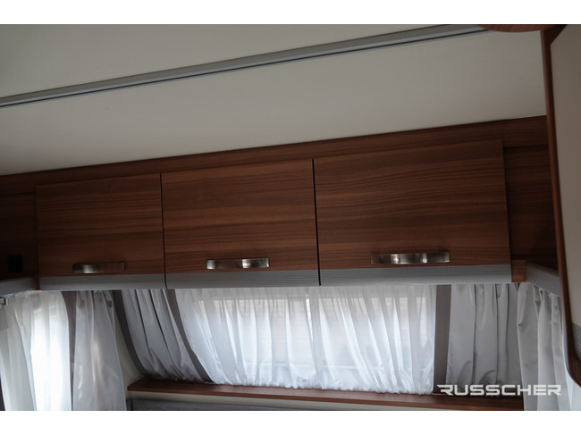 Weinsberg CaraOne 420 QD Caravan | Go2 Mover | Schotel | Kachel | Douche | Toilet | Luifel | Voortent | Fietsendrager foto: 16