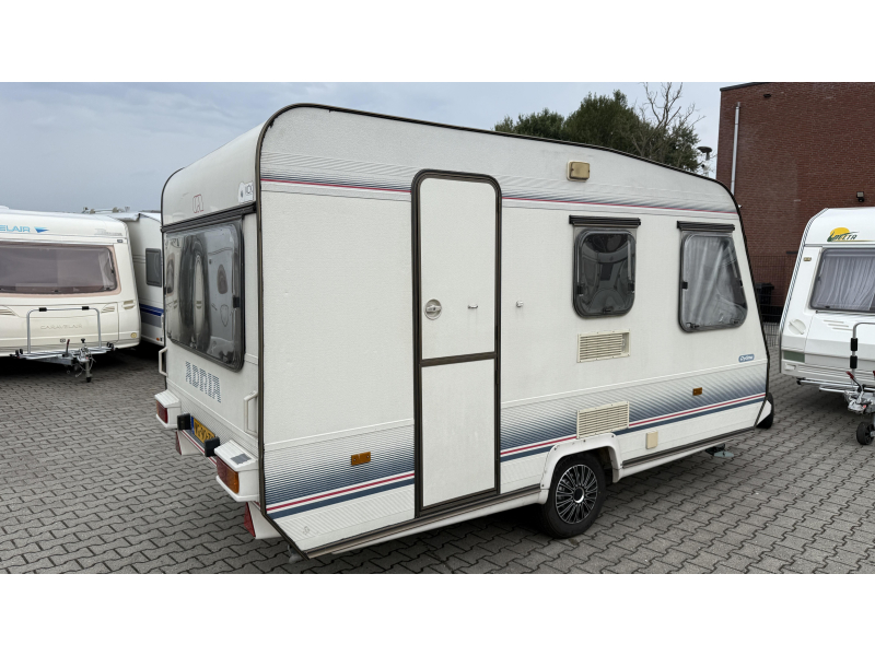 Adria Optima 425 TK 2x zitgroep vast toilet  foto: 11