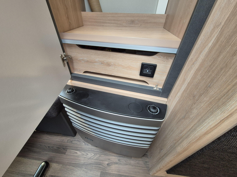 Knaus Sport Platinum 500 EU Rondzit + enkele bedden  foto: 14